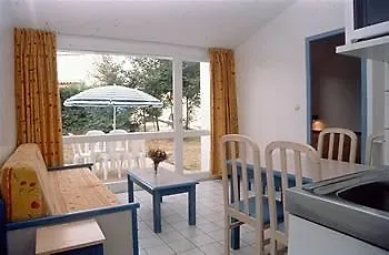 Nemea La Cascade 4*