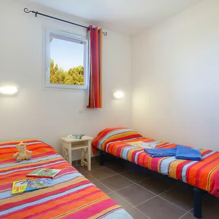 Nemea La Cascade 4*