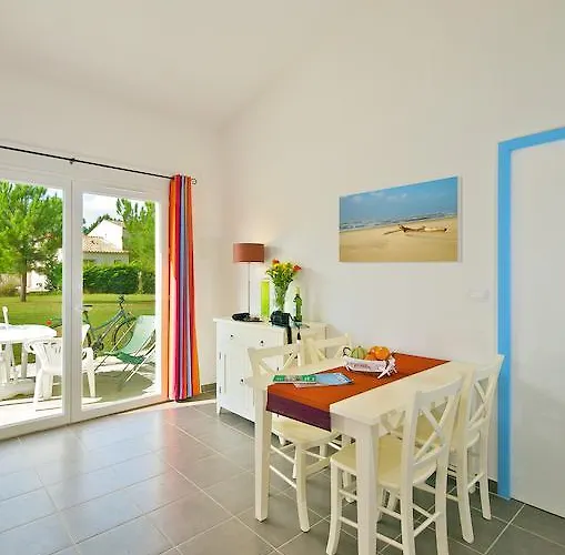 Résidence Néméa La Cascade Village de vacances 4*