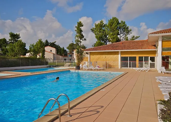 Village de vacances Résidence Néméa La Cascade 4*