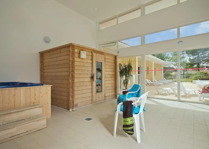 Village de vacances Résidence Néméa La Cascade 4*